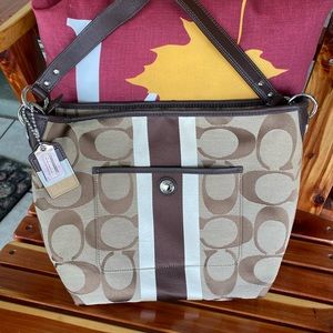 COACH Hampton Signature Stripe Shoulder bag